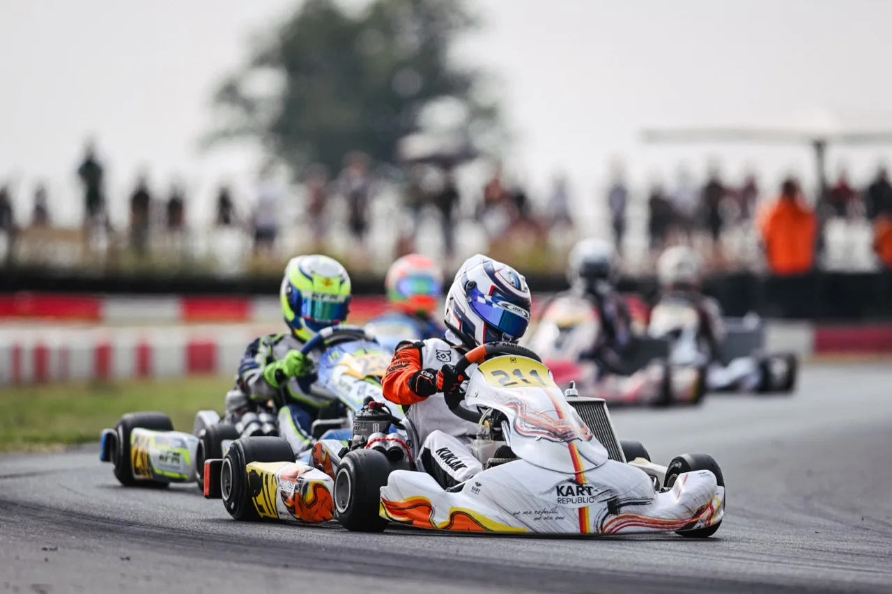 Race action in an international karting field